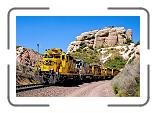 ATSF 3072 West, out of Sullivan's Curve on Cajon Pass CA. May 1998 * 800 x 527 * (113KB)